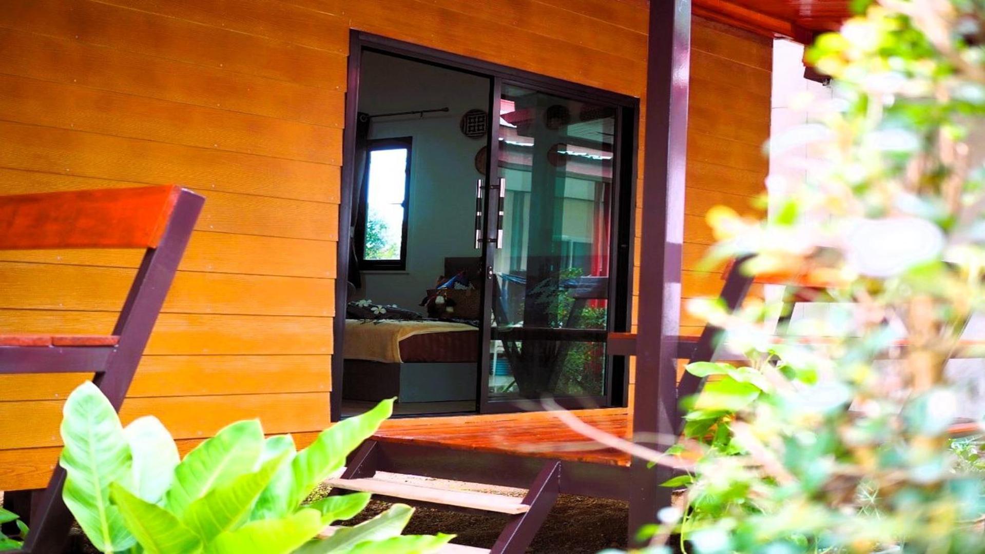 O K Chawkoh Bungalow Ko Lanta Rum bild