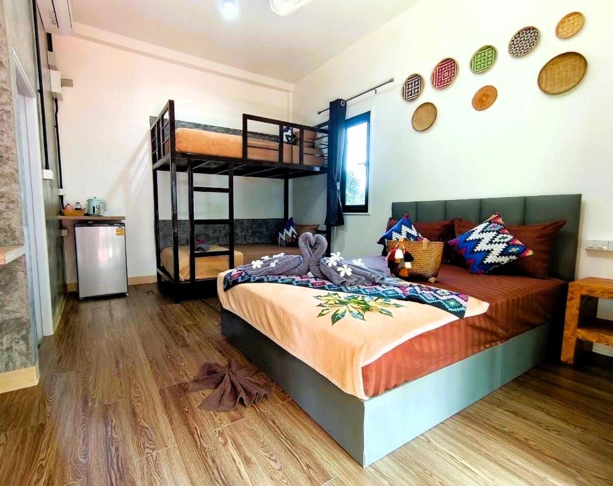 O K Chawkoh Bungalow Ko Lanta Rum bild