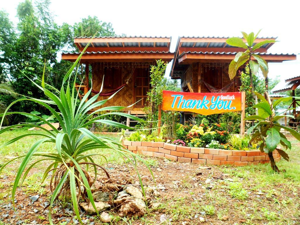 O K Chawkoh Bungalow Ko Lanta Exteriör bild